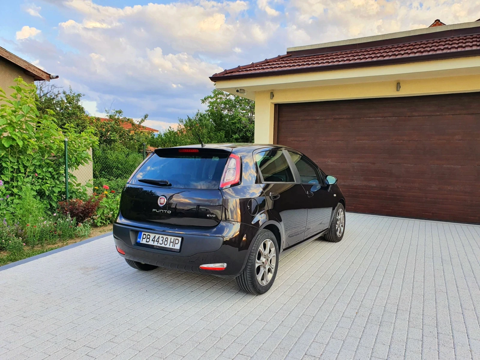 Fiat Punto Evo 1.4, снимка 4 - Автомобили и джипове - 55640355
