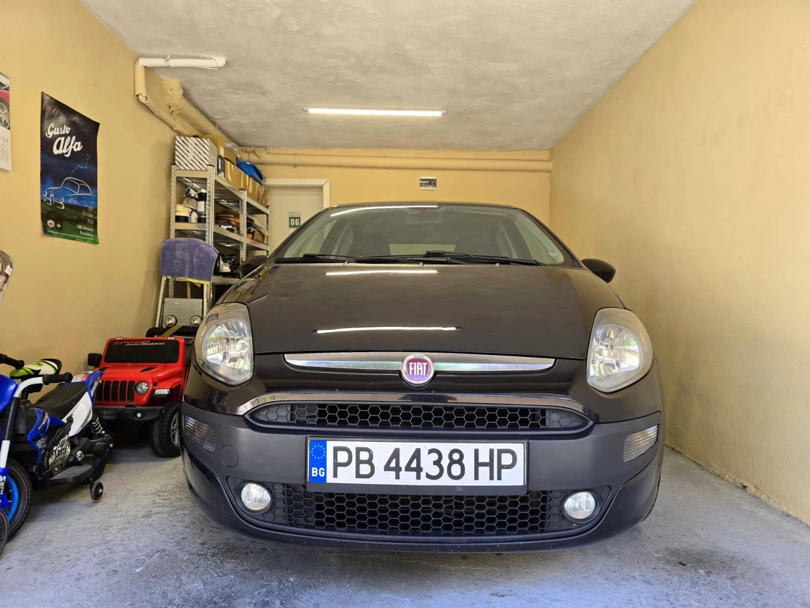 Fiat Punto Evo 1.4, снимка 12 - Автомобили и джипове - 55640355