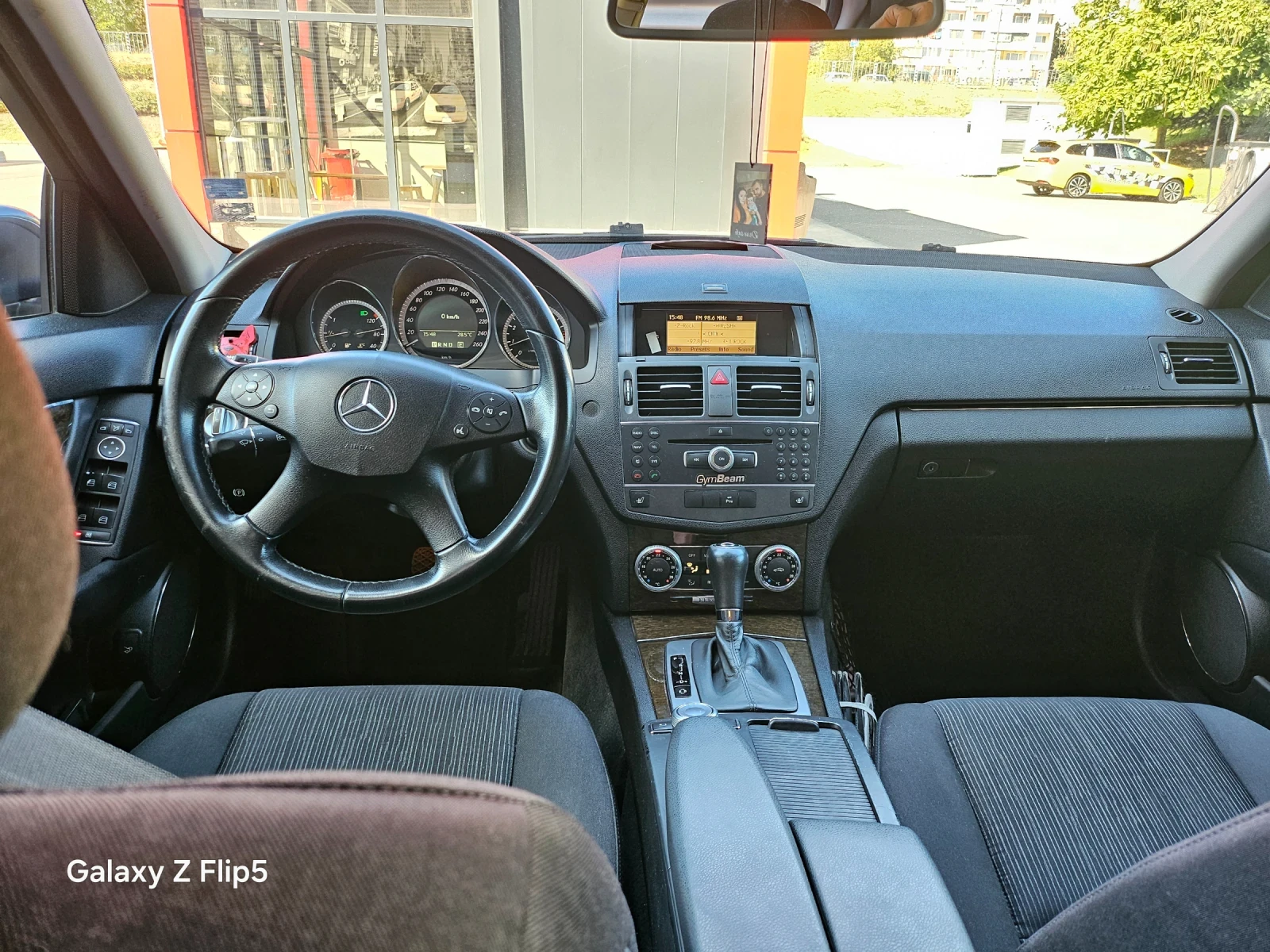 Mercedes-Benz C 200, снимка 11 - Автомобили и джипове - 55948338