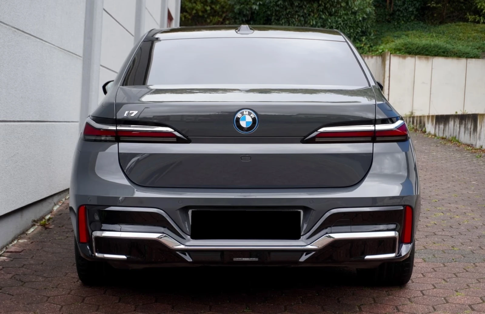 BMW i7 M70/xDrive/M PRO/360/SKY/TV/ICONIC GLOW/B&WDIAMOND | Mobile.bg � ����������� 5