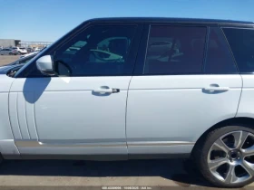Land Rover Range rover  5.0L V8 SUPERCHARGED CARFAX АВТО КРЕДИТ  - 32800 лв. / 16770.37 € - 93252568 10