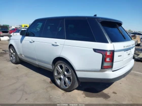 Land Rover Range rover  5.0L V8 SUPERCHARGED CARFAX АВТО КРЕДИТ  - 32800 лв. / 16770.37 € - 93252568 4