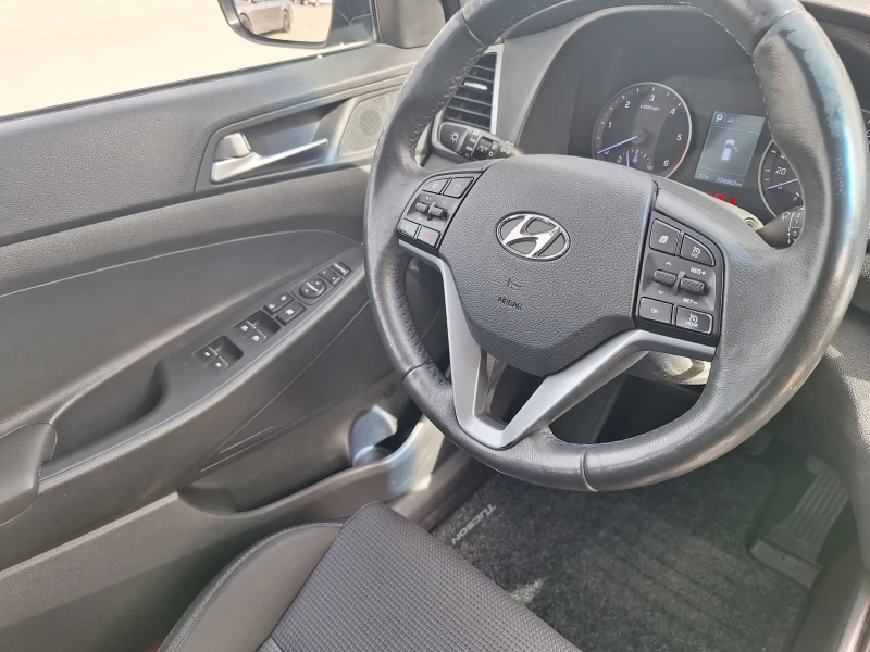 Hyundai Tucson 1, 7CRDI, снимка 5 - Автомобили и джипове - 49515186