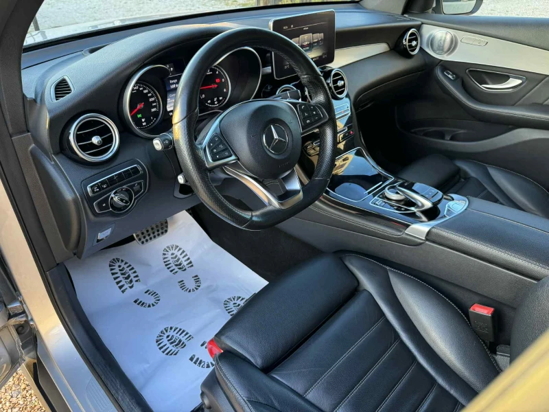 Mercedes-Benz GLC 250 D* AMG* 9G* PANO* HEADUP* FULL* , снимка 9 - Автомобили и джипове - 52007415