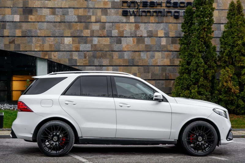 Mercedes-Benz GLE 350 d* 4MATIC* AMG* EXCLUSIVE* NIGHT PACK* CARBON* , снимка 6 - Автомобили и джипове - 53052336