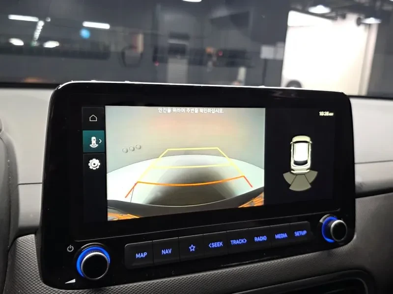 Hyundai Kona 1.6 - САМО 30% АВАНС, снимка 16 - Автомобили и джипове - 56305022