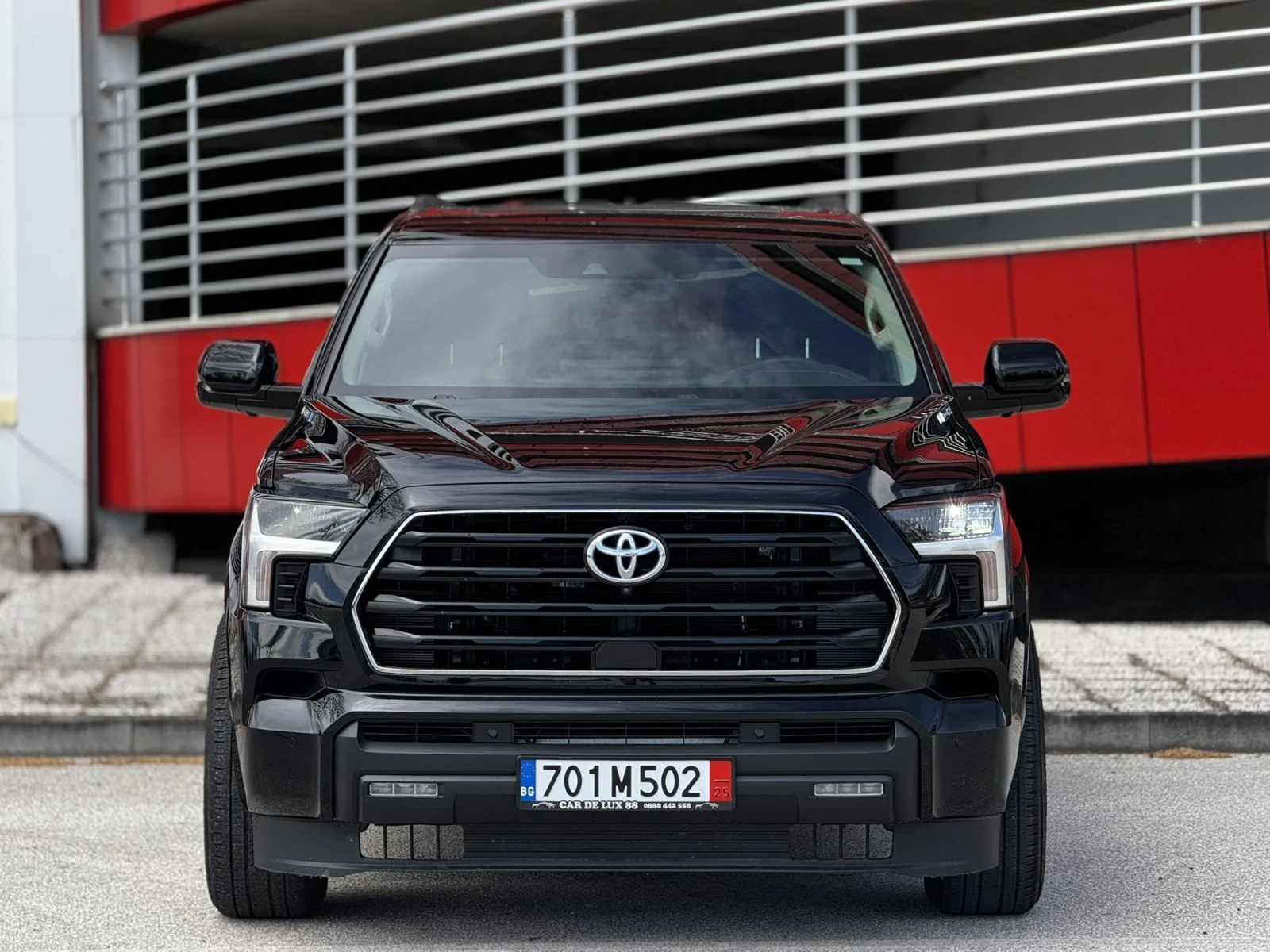 Toyota Sequoia 3.5 hibrid - изображение 3