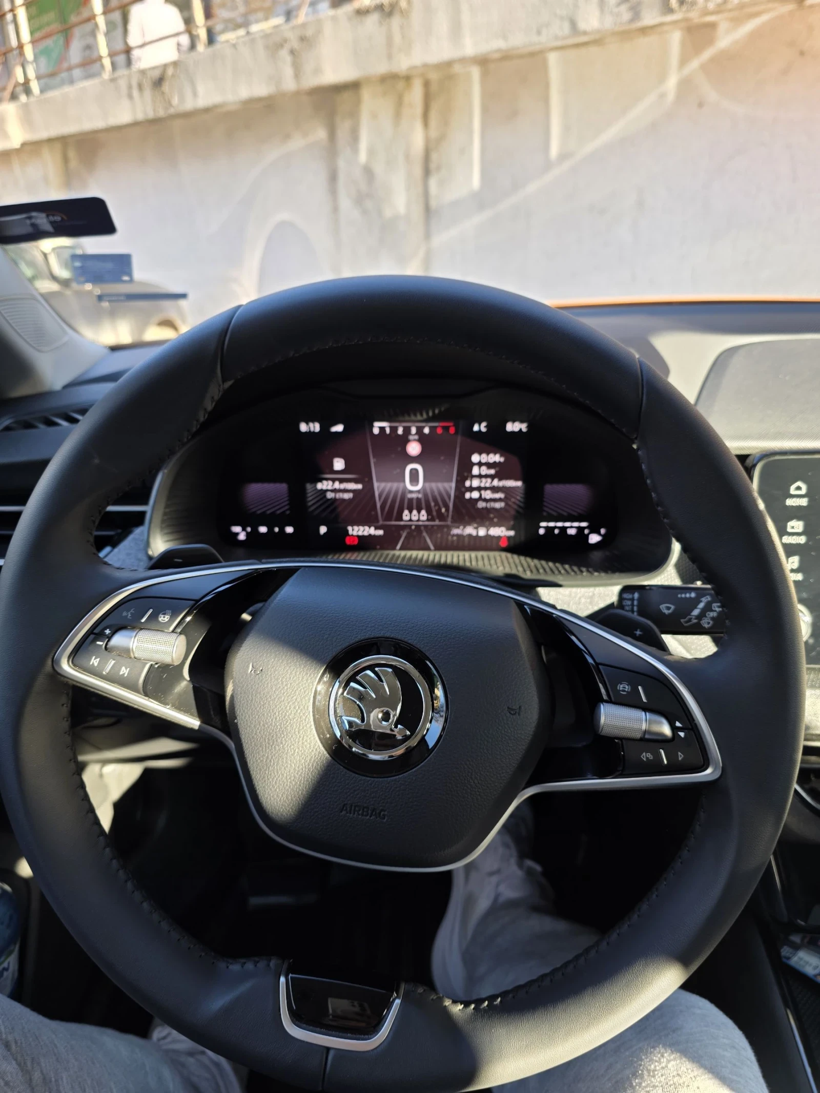 Skoda Kamiq В гаранция до 17.10.2029 или 150000км.Паке Edition - изображение 7