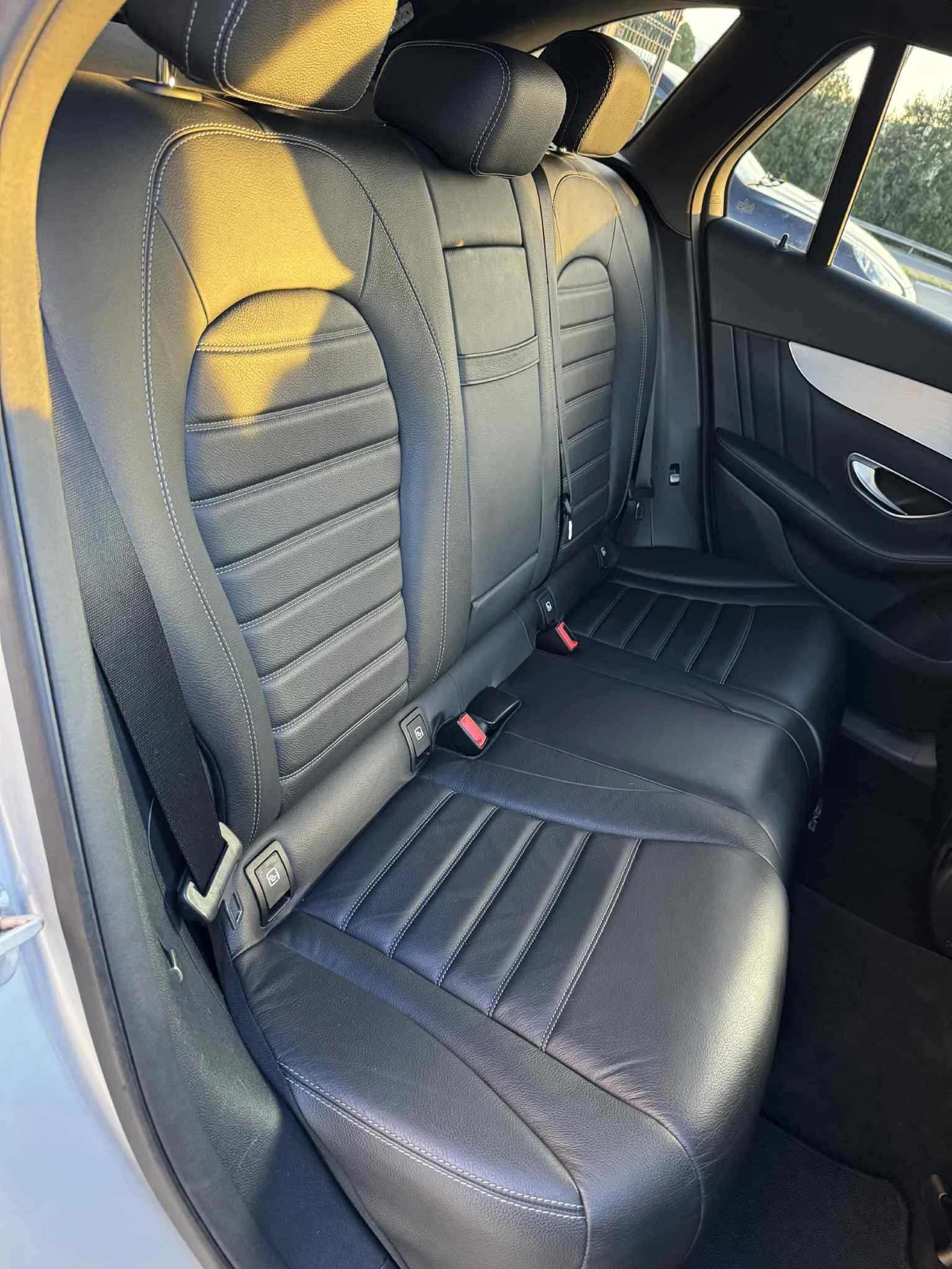 Mercedes-Benz GLC 250 D* AMG* 9G* PANO* HEADUP* FULL*  | Mobile.bg   12