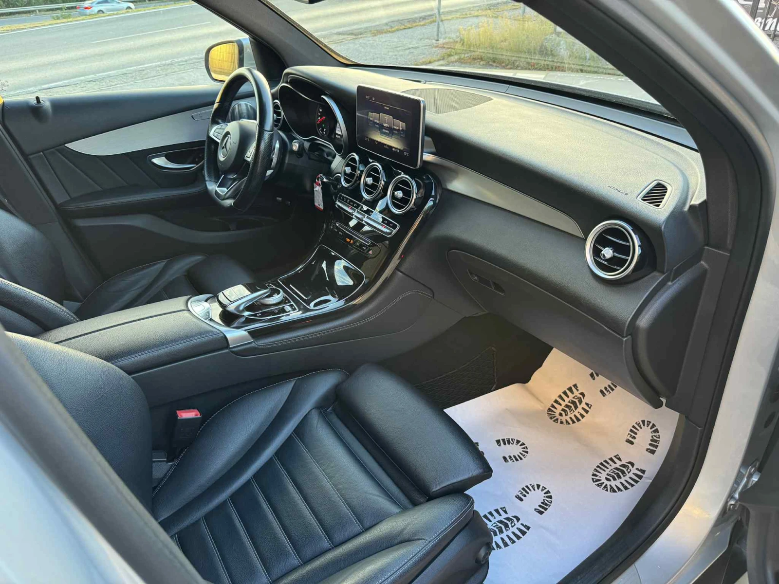 Mercedes-Benz GLC 250 D* AMG* 9G* PANO* HEADUP* FULL*  | Mobile.bg   11