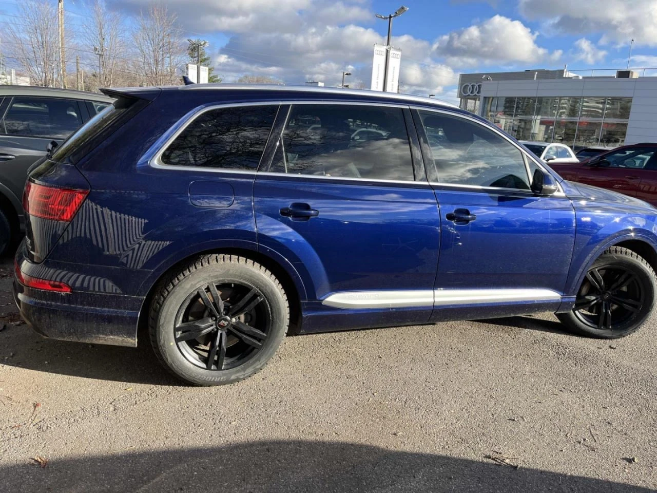 Audi Q7 Technik* S-line* Подгрев* Обдух* Пано* 360View* B& - изображение 4