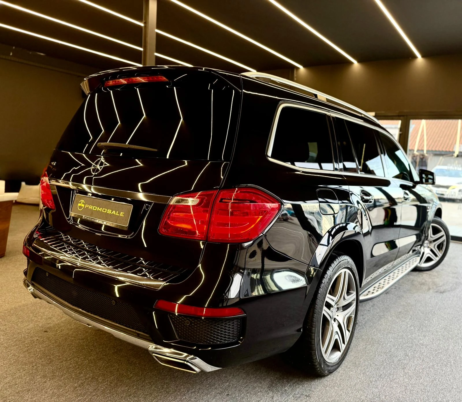 Mercedes-Benz GL 500 Designo* 4Matic* Лизинг - изображение 6
