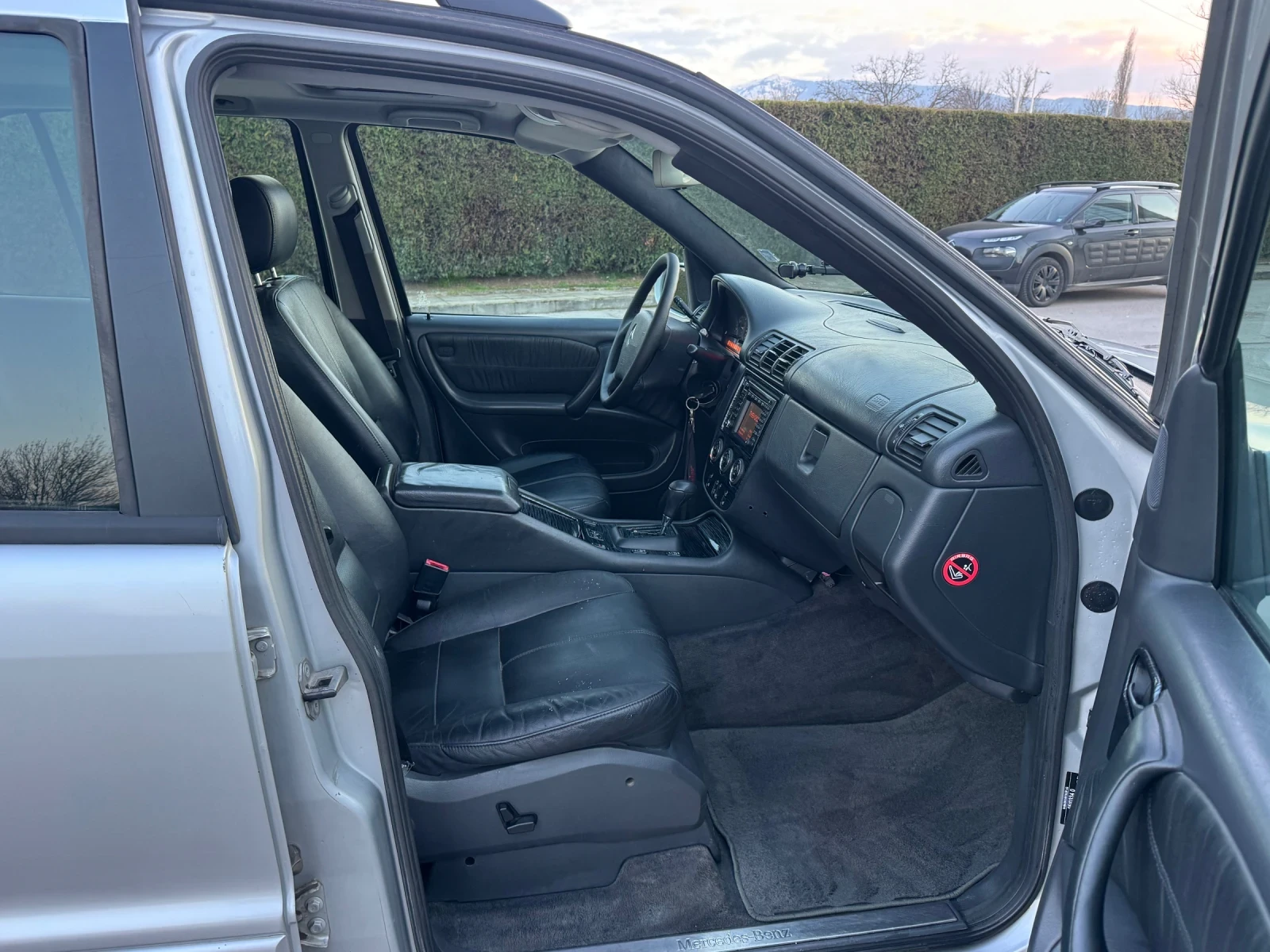 Mercedes-Benz ML 500, снимка 8 - Автомобили и джипове - 53748393