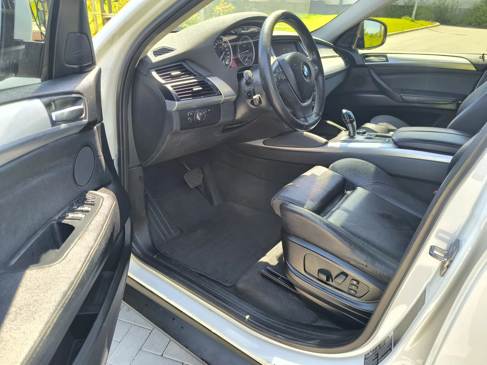 BMW X6 X6 Facelift 8HP, снимка 12 - Автомобили и джипове - 54477314