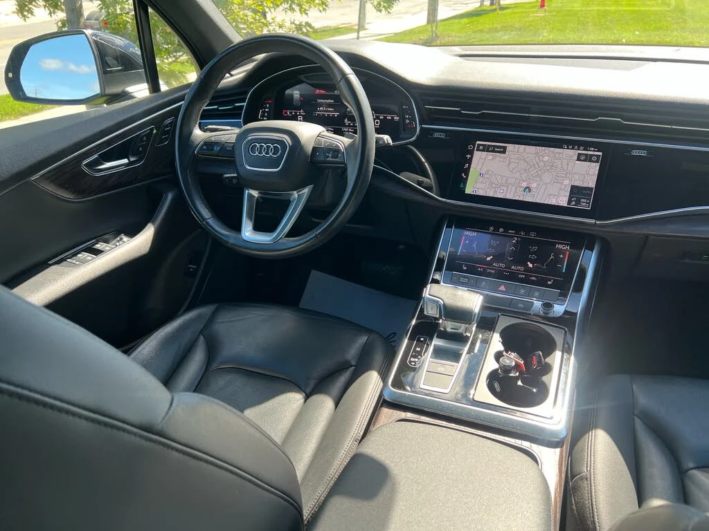 Audi Q7 55TFSI* MATRIX* S* LINE* 360КАМЕРА* ПАНОРАМА* LANE, снимка 10 - Автомобили и джипове - 56169012