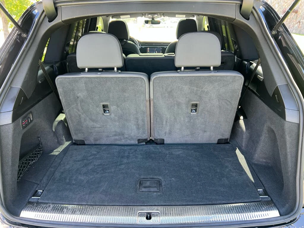 Audi Q7 55TFSI* MATRIX* S* LINE* 360КАМЕРА* ПАНОРАМА* LANE, снимка 16 - Автомобили и джипове - 56169012