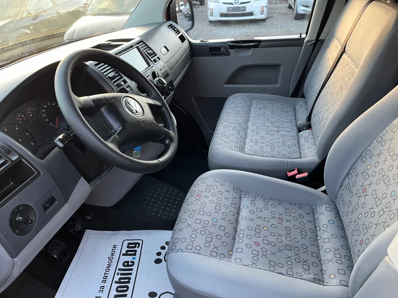 VW Transporter 2.5TDI, снимка 11 - Бусове и автобуси - 48117130