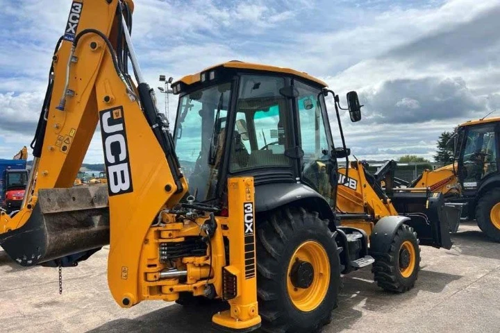 Багер JCB 3CX - изображение 5