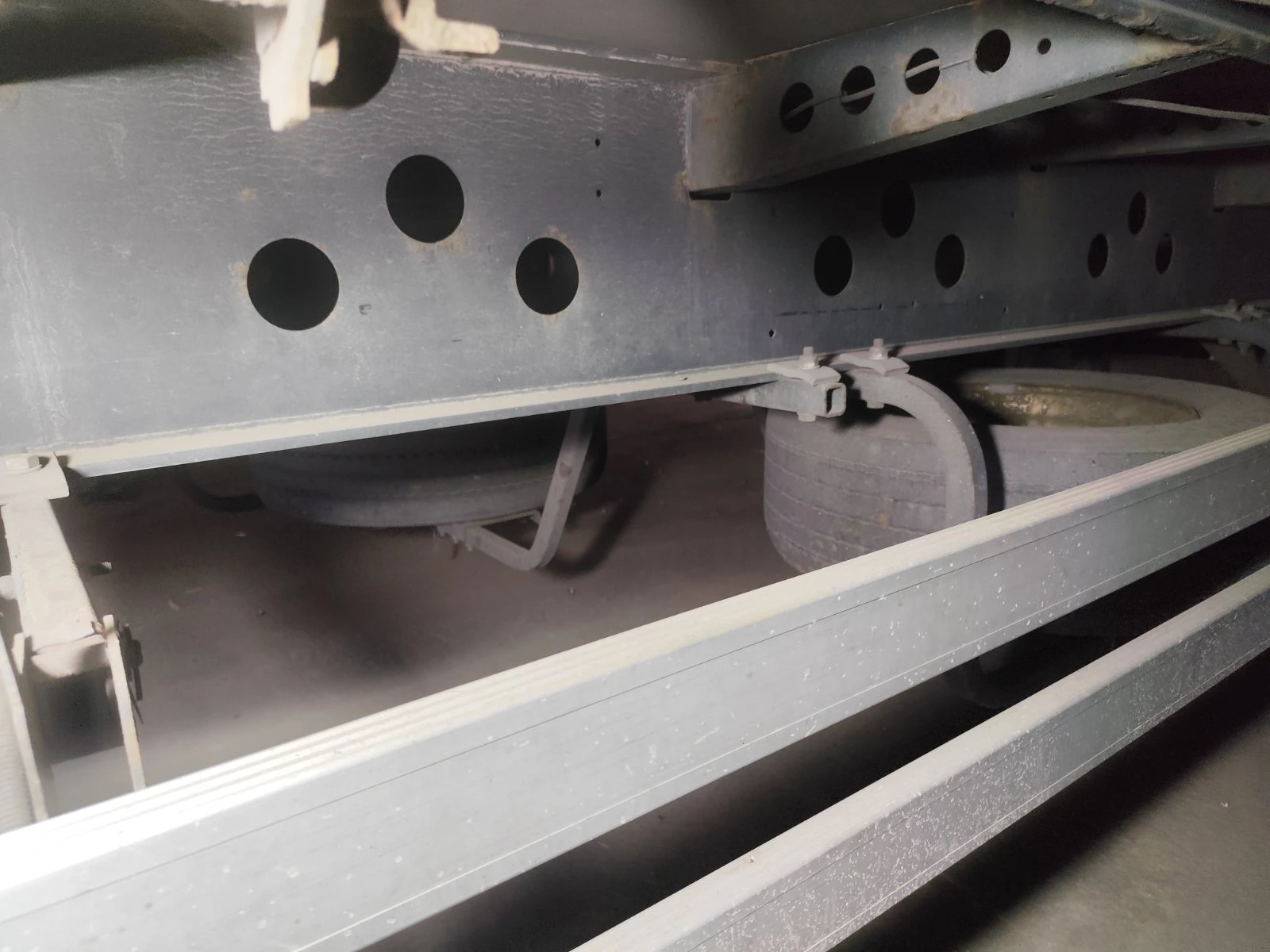 ����������� Wielton Vario | Mobile.bg � ����������� 7