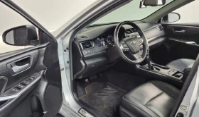 Toyota Camry 2.5 Хибрид, снимка 9