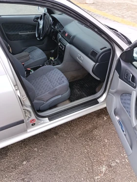 Skoda Octavia - 555 € / 1085.49 лв. - 96551298 11