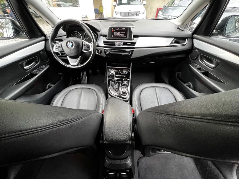 BMW 2 Active Tourer 218i EURO 6b - СУПЕР СЪСТОЯНИЕ!, снимка 11 - Автомобили и джипове - 47469827