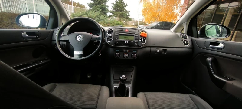 VW Golf Plus, снимка 12 - Автомобили и джипове - 48327627