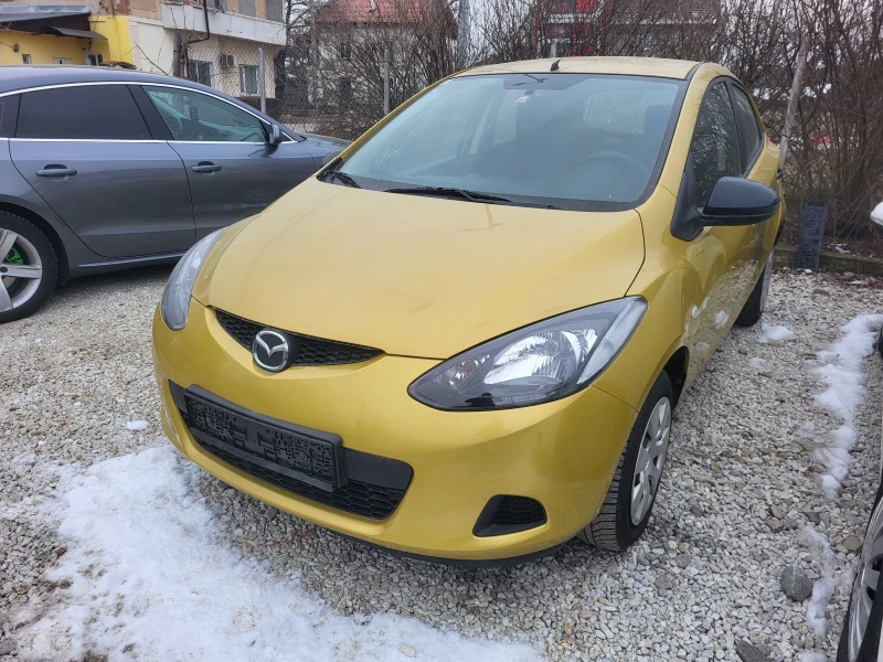 Mazda 2 1.3i, снимка 4 - Автомобили и джипове - 49387769