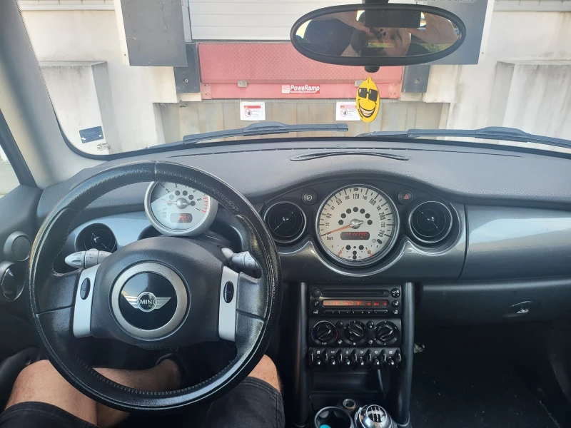 Mini One, снимка 7 - Автомобили и джипове - 52383430