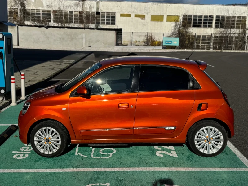 Renault Twingo ZE Vibes, снимка 5 - Автомобили и джипове - 52618096