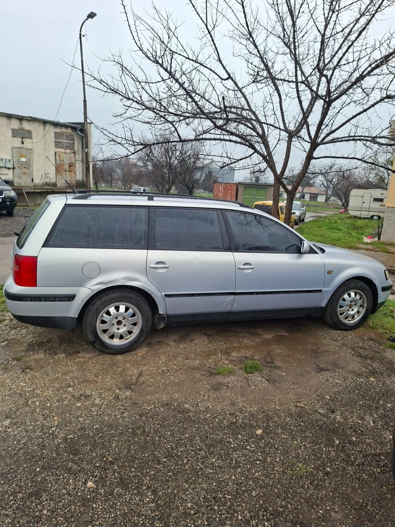 VW Passat, снимка 3 - Автомобили и джипове - 52892481