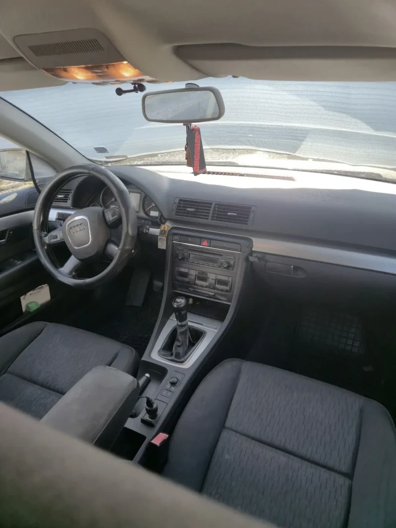 Audi A4 1.9 tdi, снимка 8 - Автомобили и джипове - 52948825