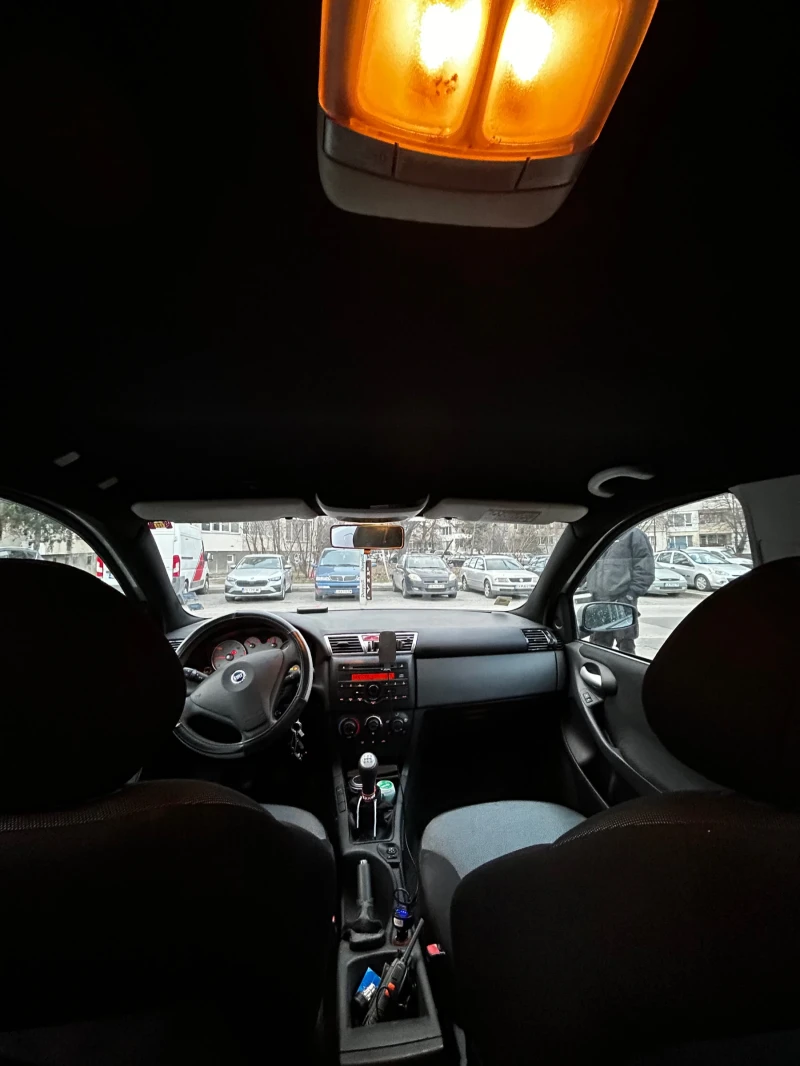 Fiat Stilo 1.9 MULTIJET, снимка 4 - Автомобили и джипове - 52949172