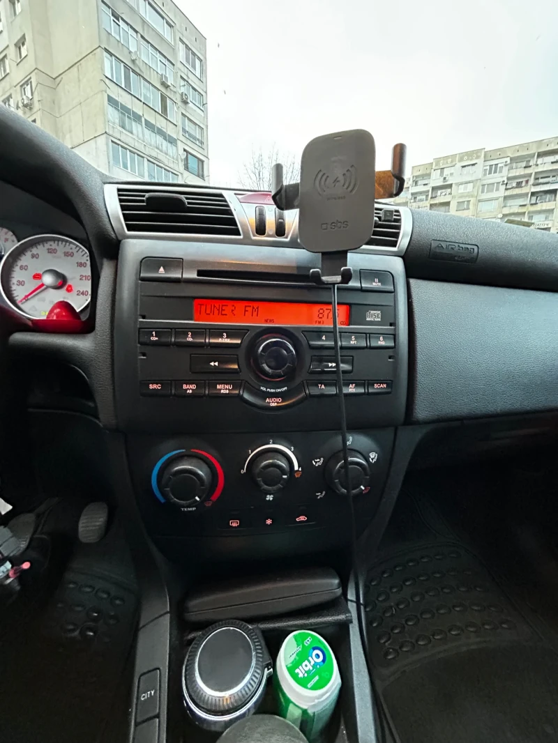 Fiat Stilo 1.9 MULTIJET, снимка 6 - Автомобили и джипове - 52949172