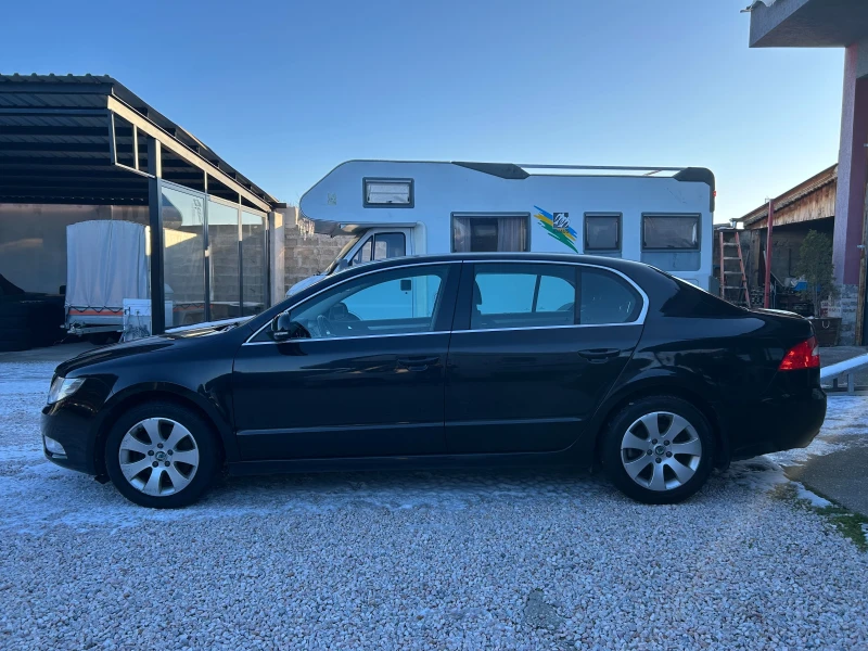 Skoda Superb 1.8i AVTOMAT, снимка 2 - Автомобили и джипове - 53077311