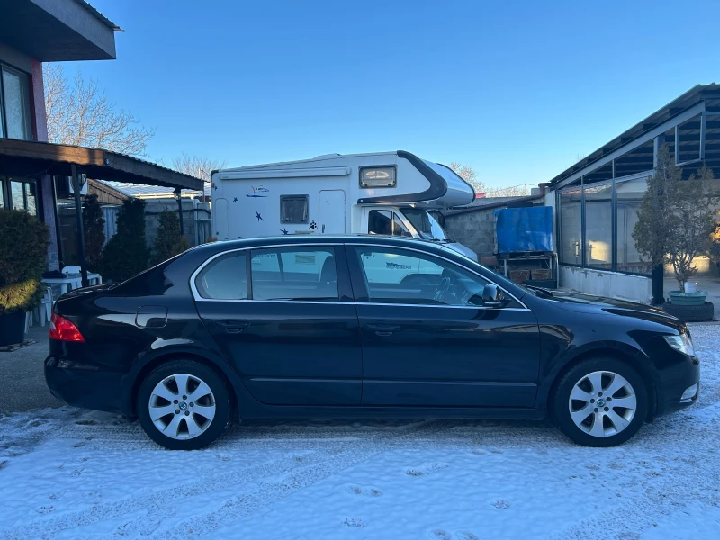 Skoda Superb 1.8i AVTOMAT, снимка 6 - Автомобили и джипове - 53077311