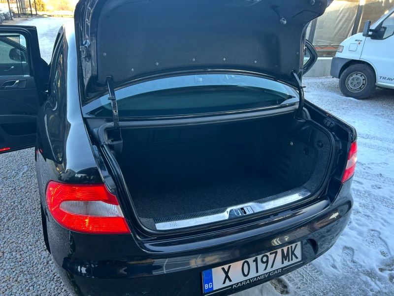 Skoda Superb 1.8i AVTOMAT, снимка 11 - Автомобили и джипове - 53077311