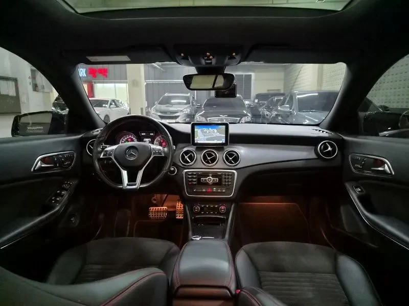 Mercedes-Benz CLA 250 4Matic Amg Line, снимка 7 - Автомобили и джипове - 55037150