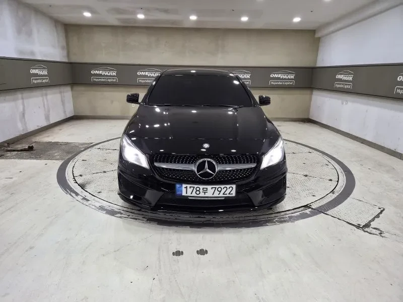 Mercedes-Benz CLA 250 4Matic Amg Line, снимка 3 - Автомобили и джипове - 55037150