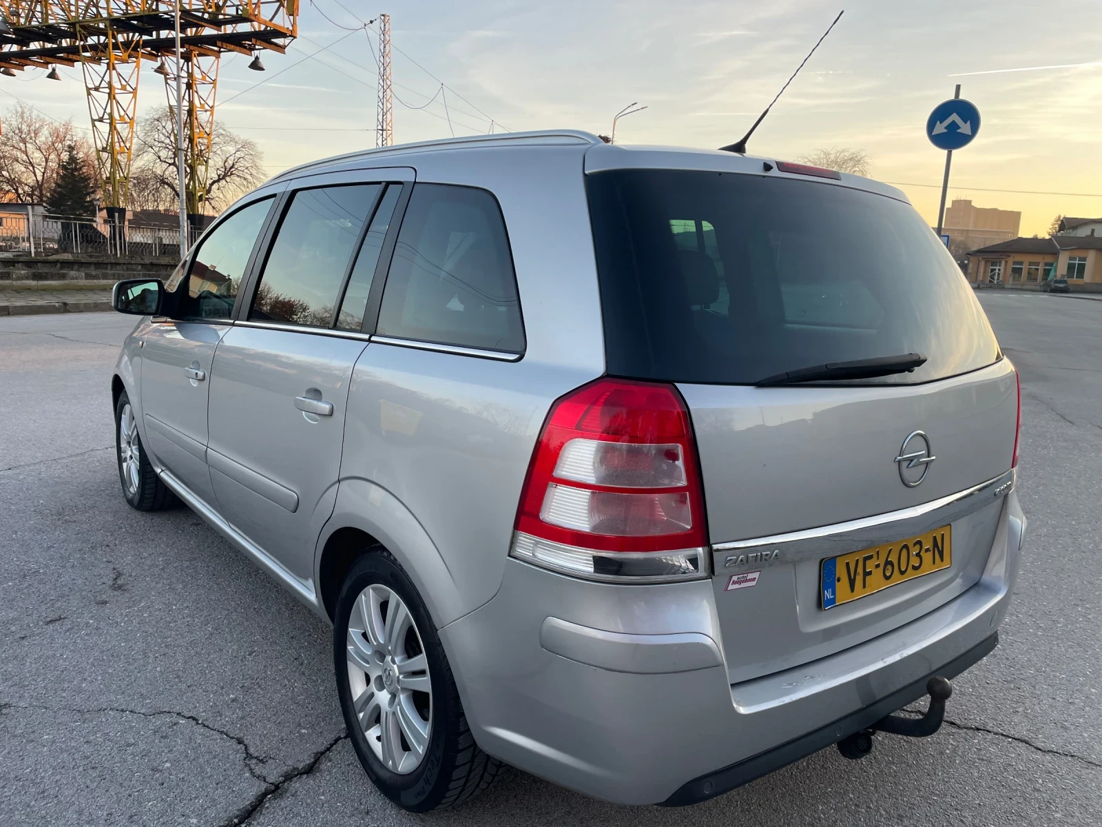 Opel Zafira 1.7CDTI Cosmo 7места - изображение 4