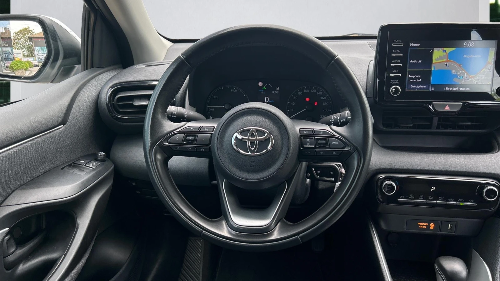 Toyota Yaris Месечна вноска от 399 лв. - изображение 9