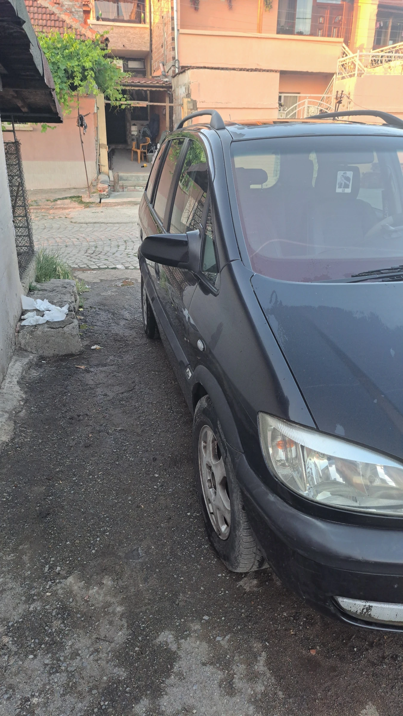 Opel Zafira  - изображение 4