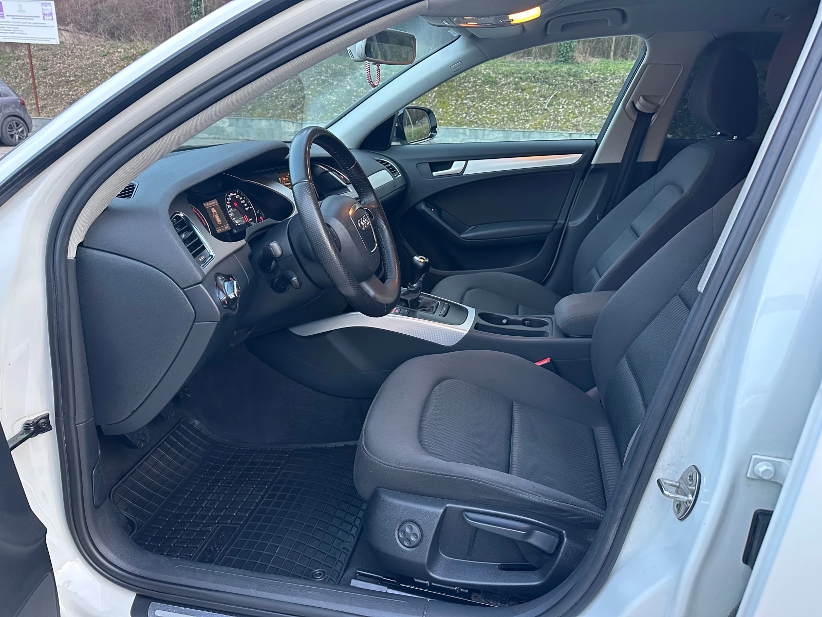 Audi A4 2.0TDI* 170кс* S-Line - изображение 10