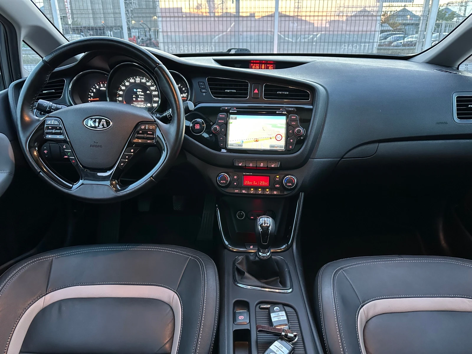 Kia Ceed 1.6crdi Всички екстри! внос Белгия! | Mobile.bg — изображение 11