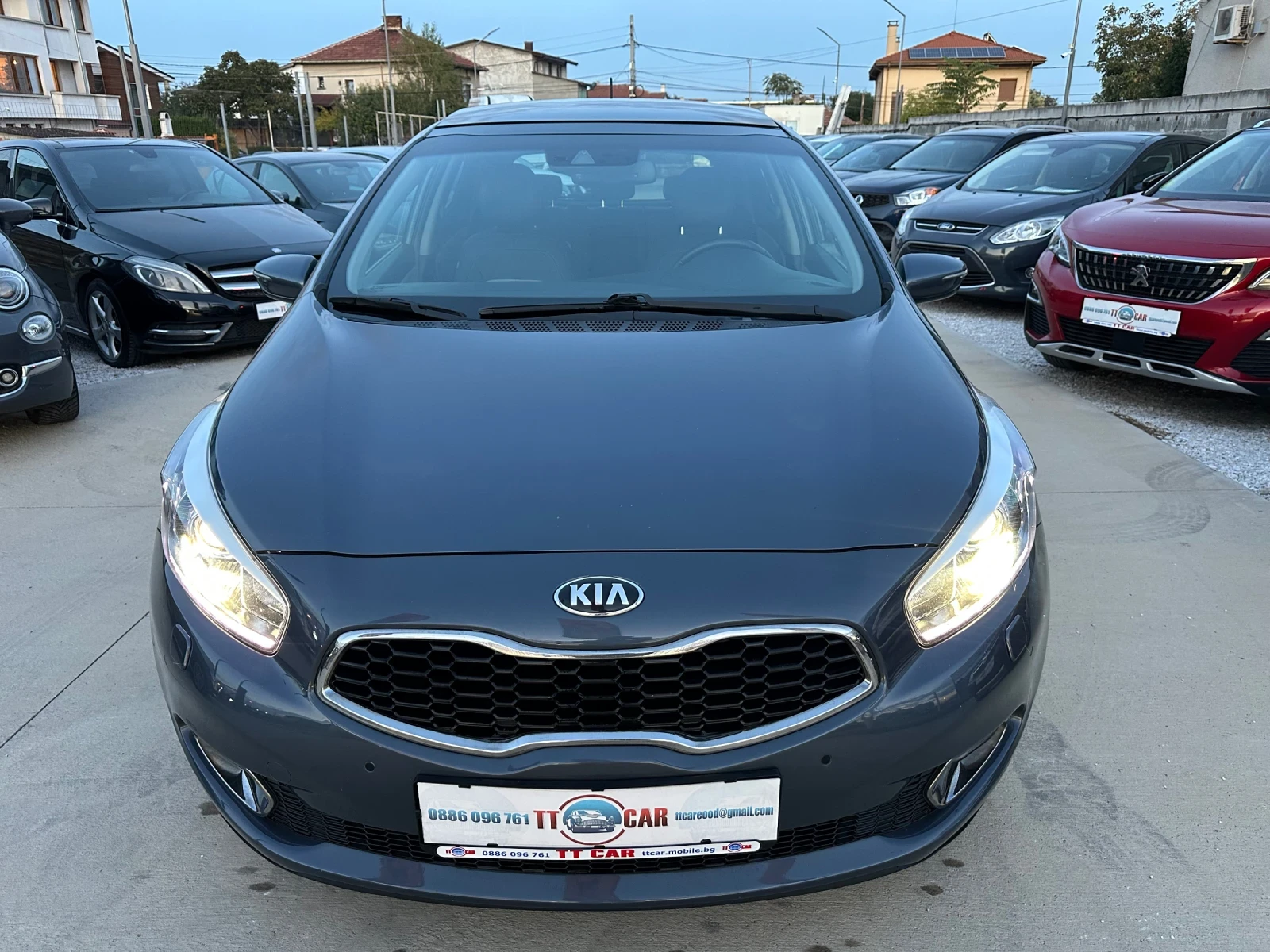 Kia Ceed 1.6crdi Всички екстри! внос Белгия! | Mobile.bg — изображение 2