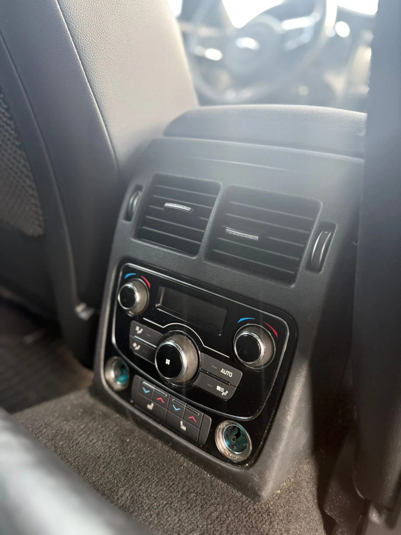 Jaguar Xf S  3.0 SUPERCHARGED - изображение 10