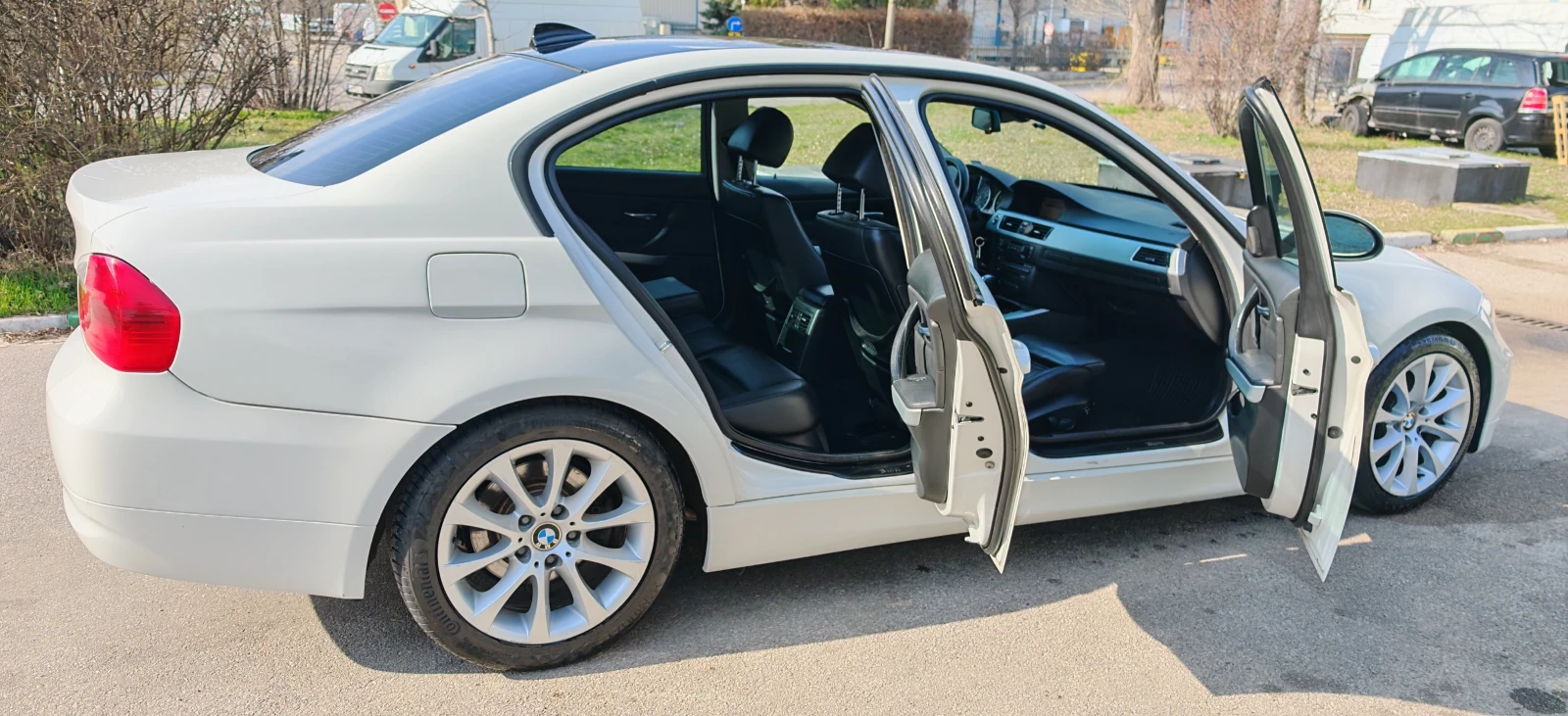 BMW 325 Е90, снимка 11 - Автомобили и джипове - 53756404