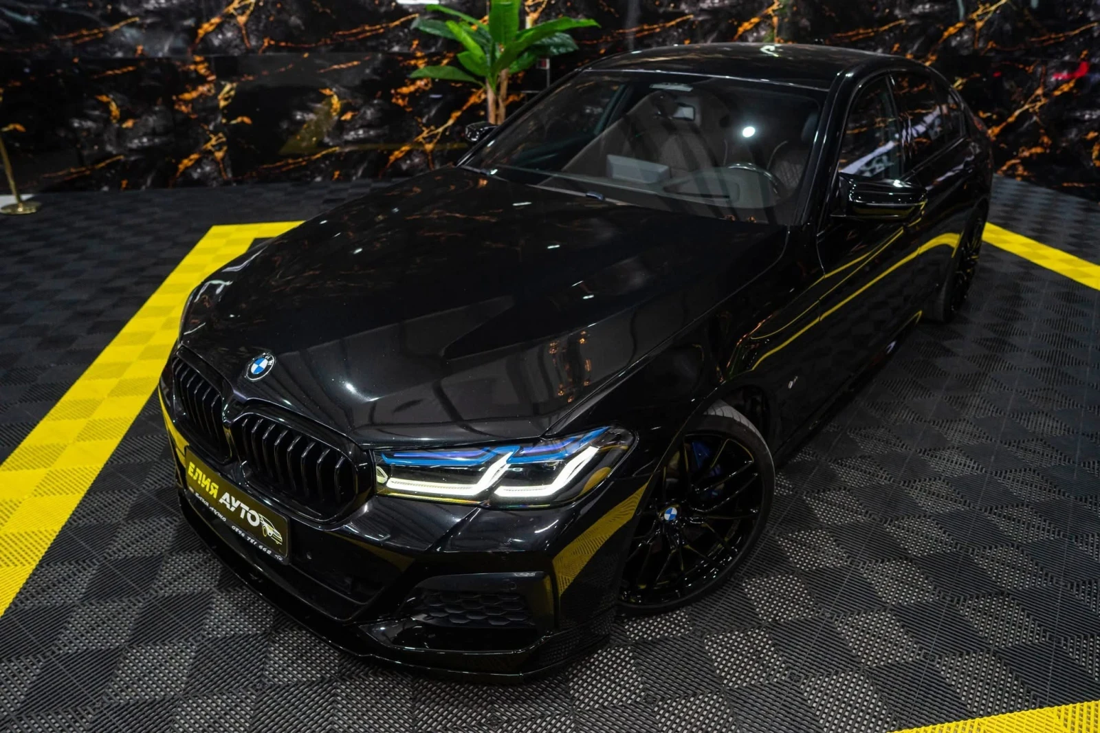 BMW 540 D XDRIVE FULL M BLACK LINE LED H&K ЛИЗИНГ 100%, снимка 2 - Автомобили и джипове - 53912968