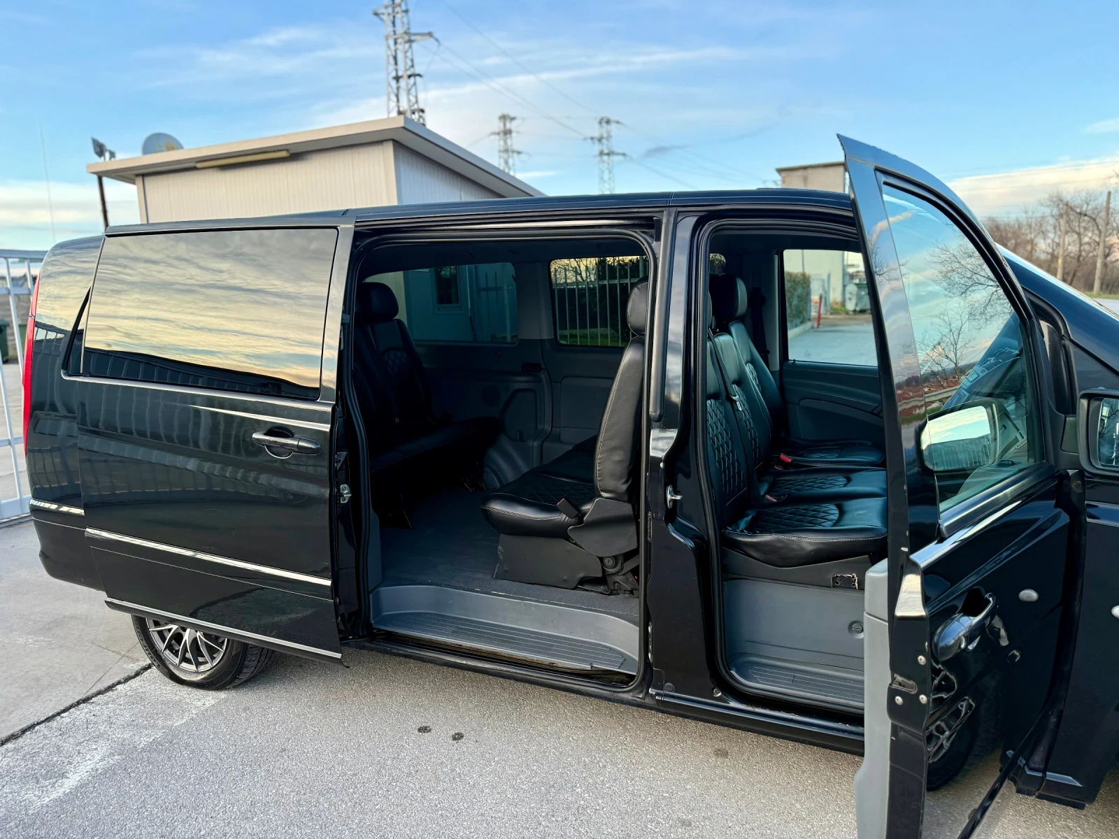 Mercedes-Benz Viano EXTRA LONG/ 2.2CDI/ OM646/ 8+ 1/ КОЖА/NAVI/CAMERA, снимка 11 - Автомобили и джипове - 54009758