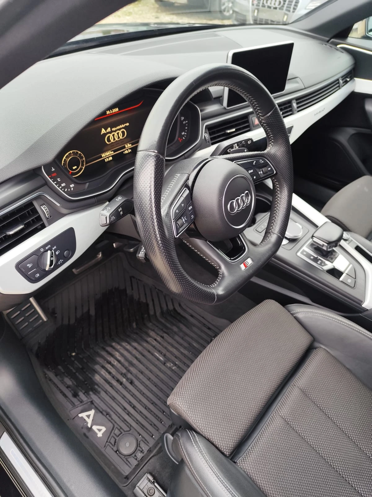 Audi A4 2.0  Quattro, снимка 12 - Автомобили и джипове - 54057342